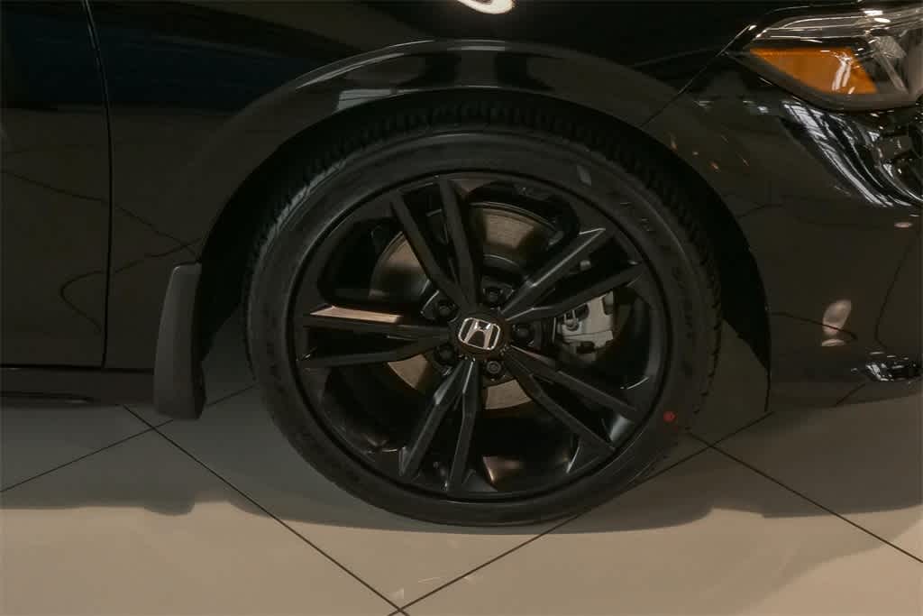 Thumbnail: 2026 Honda Civic - 5