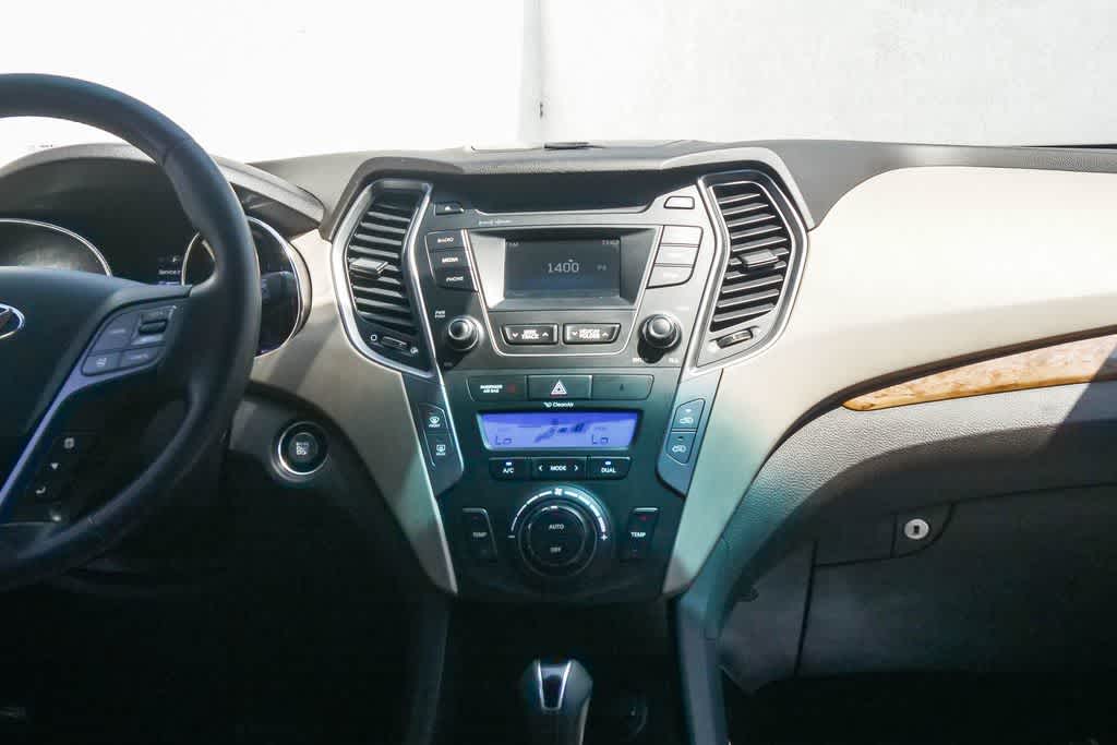 Thumbnail: 2013 Hyundai Santa Fe - 10