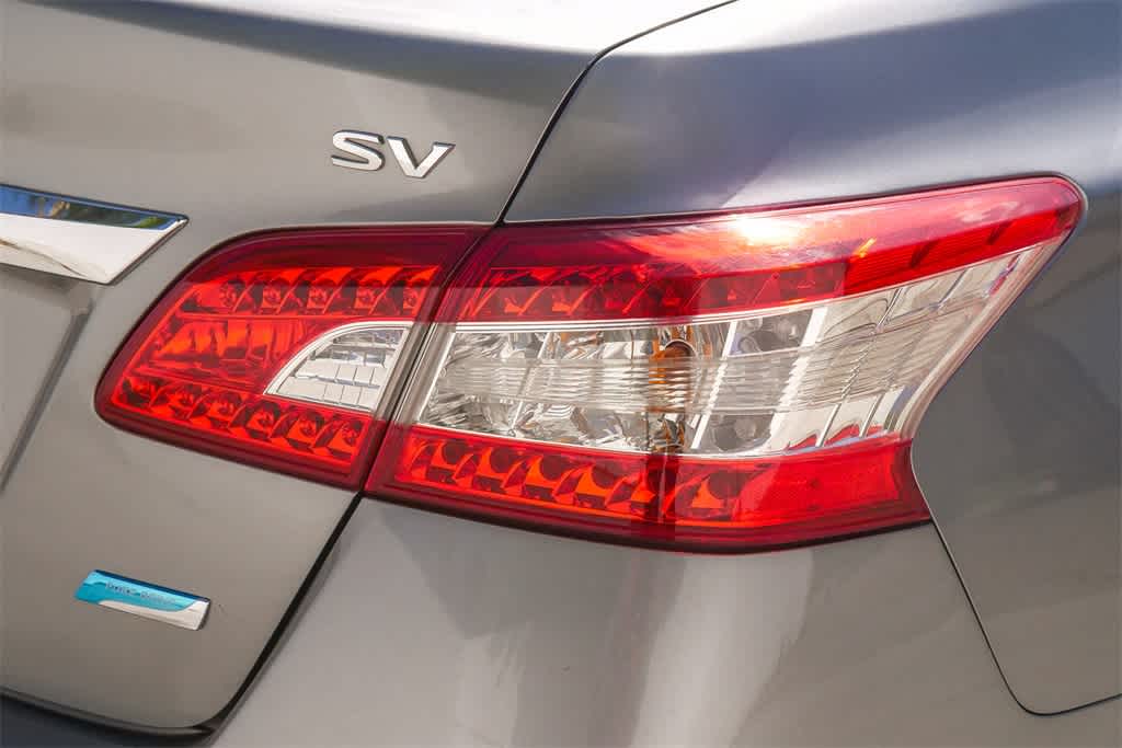 Thumbnail: 2014 Nissan Sentra - 10