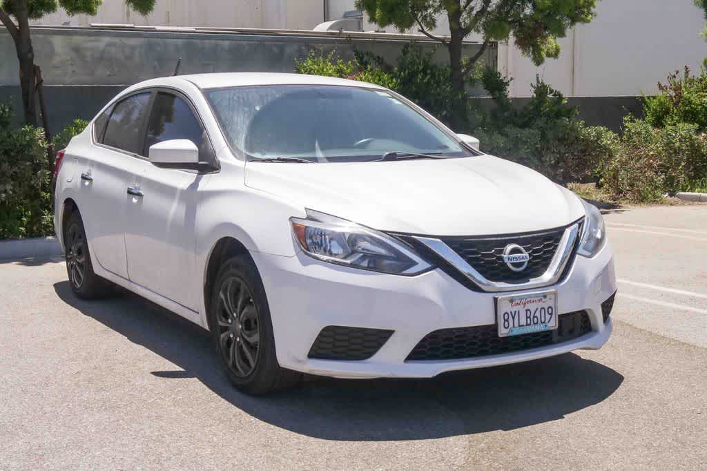 Thumbnail: 2019 Nissan Sentra - 3