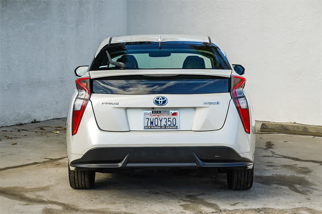 Thumbnail: 2016 Toyota Prius - 5