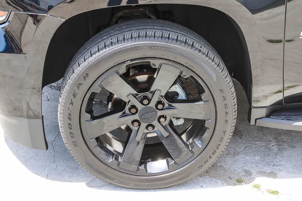 Thumbnail: 2018 Chevrolet Suburban - 5