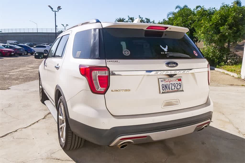 Thumbnail: 2017 Ford Explorer - 7