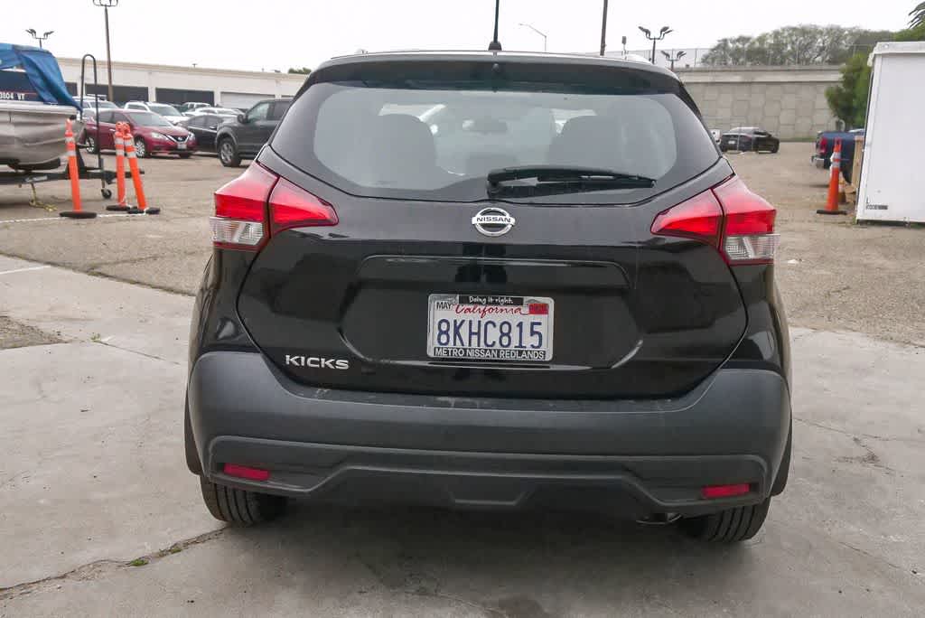 Thumbnail: 2019 Nissan Kicks - 9