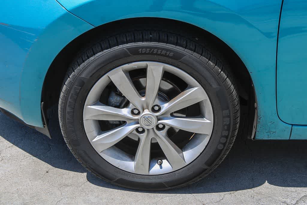 Thumbnail: 2014 Nissan Versa Note - 5