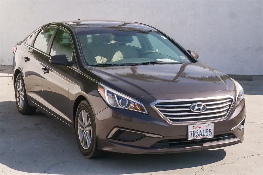 Thumbnail: 2016 Hyundai Sonata - 3