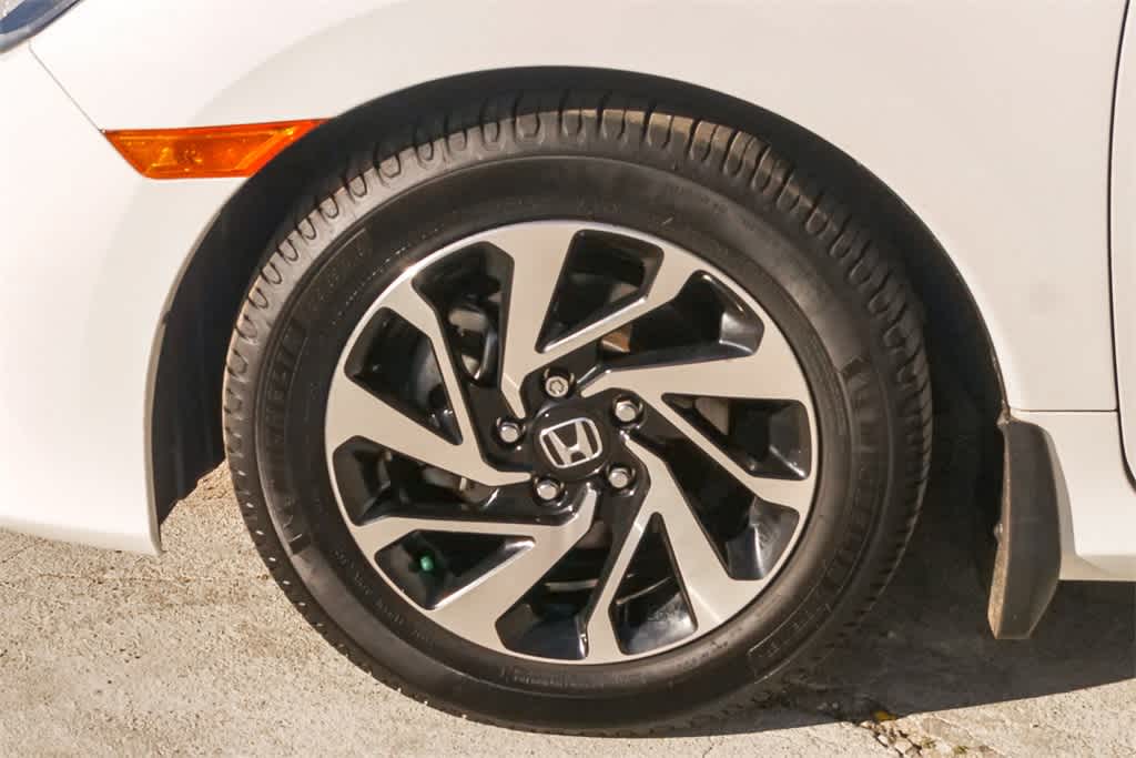 Thumbnail: 2018 Honda Civic - 8