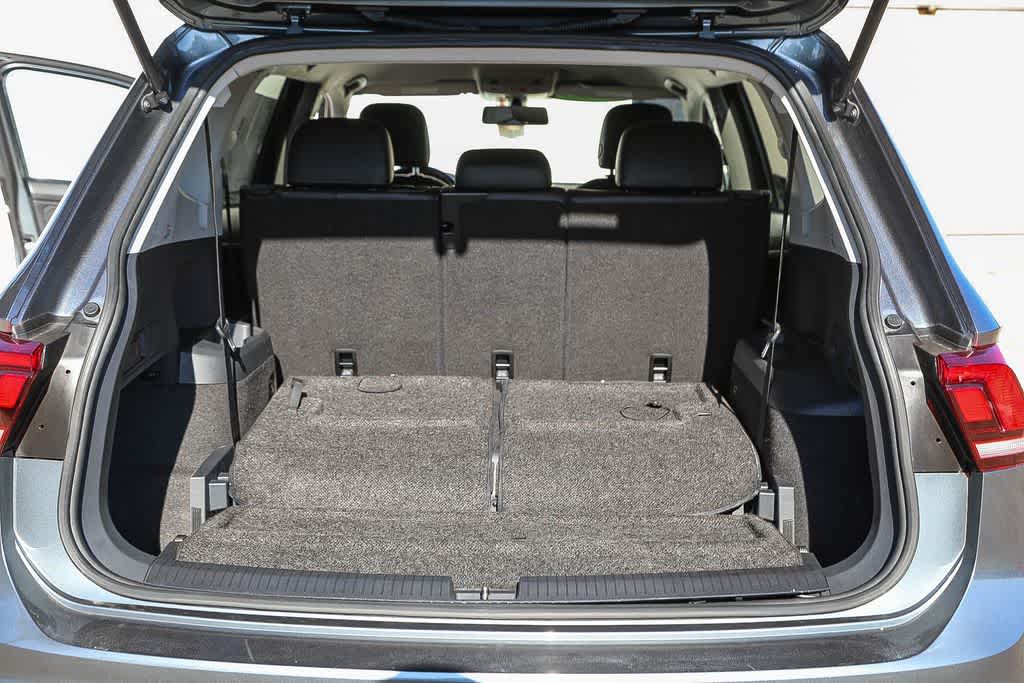 Thumbnail: 2018 Volkswagen Tiguan - 24