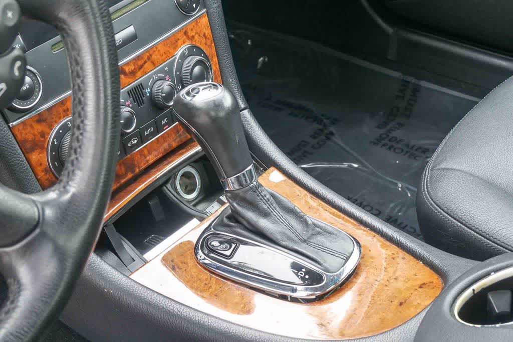 Thumbnail: 2006 Mercedes-Benz CLK - 17