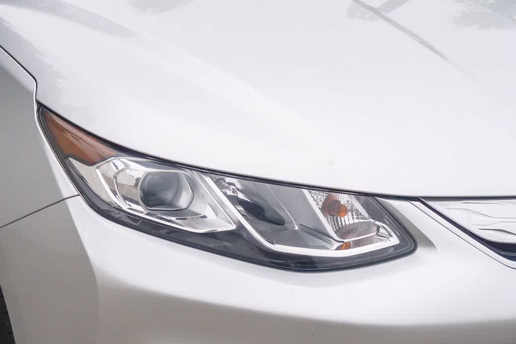 Thumbnail: 2019 Chevrolet Volt - 4