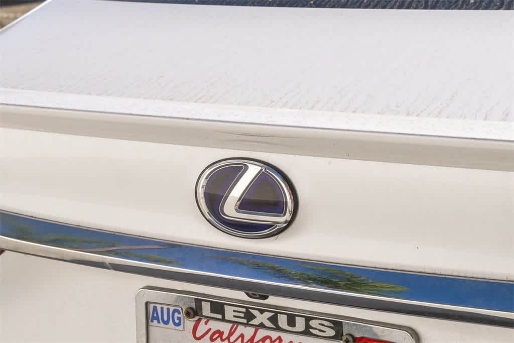 Thumbnail: 2013 Lexus ES - 11