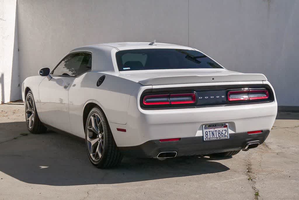 Thumbnail: 2016 Dodge Challenger - 9