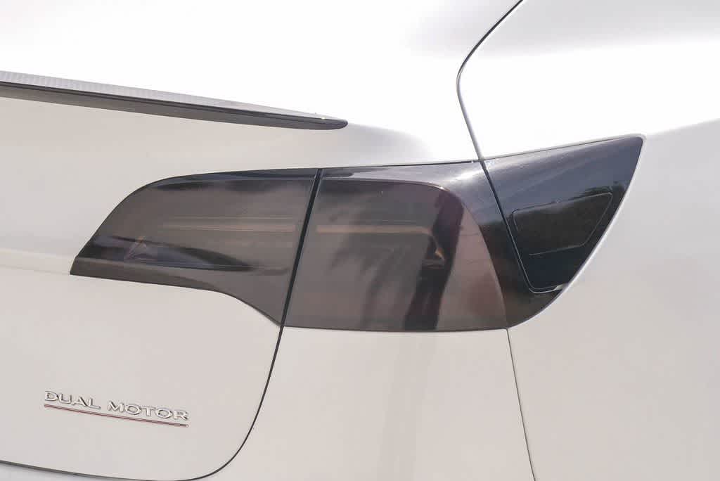 Thumbnail: 2021 Tesla Model 3 - 10