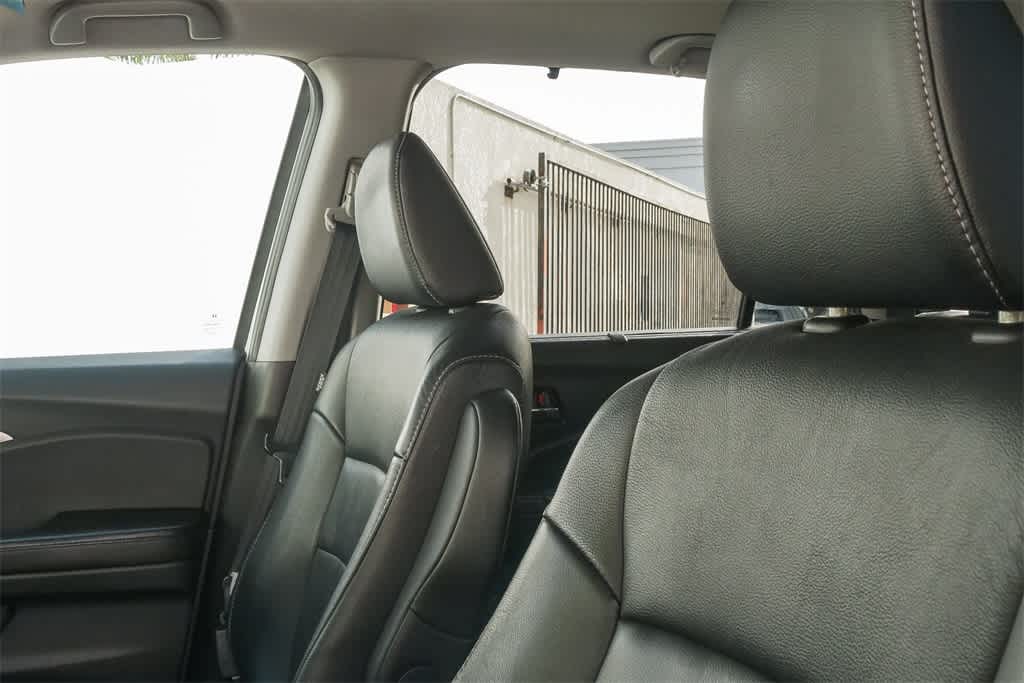 Thumbnail: 2020 Honda Pilot - 18