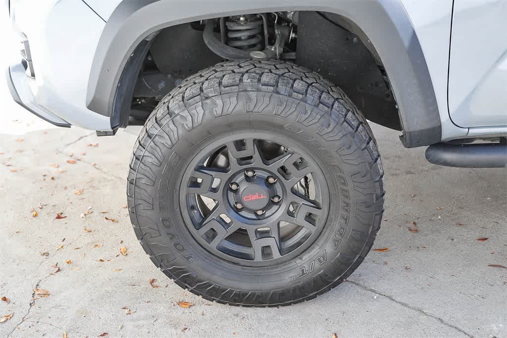 Thumbnail: 2021 Toyota Tacoma - 9