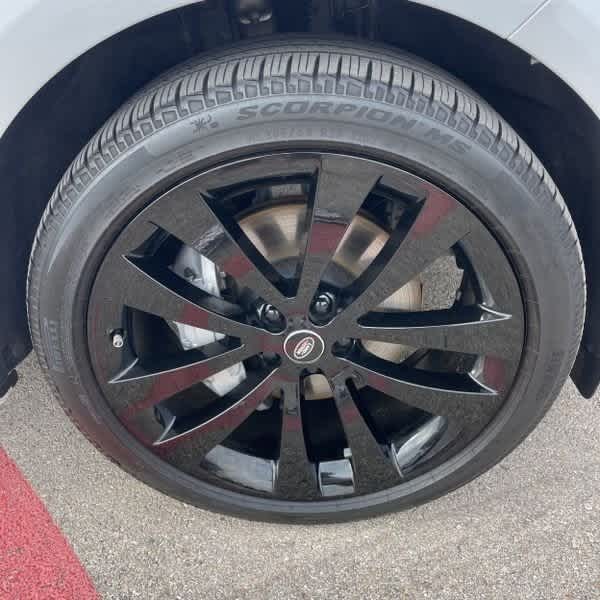 Thumbnail: 2025 Land Rover Range Rover Sport - 9