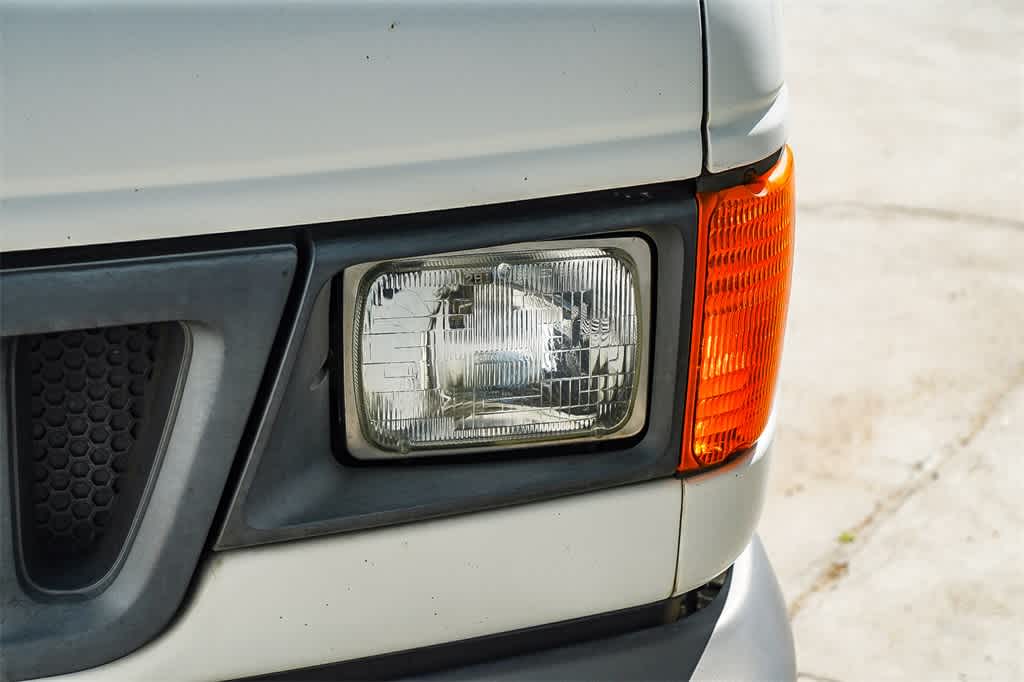 Thumbnail: 2006 Ford Econoline - 8