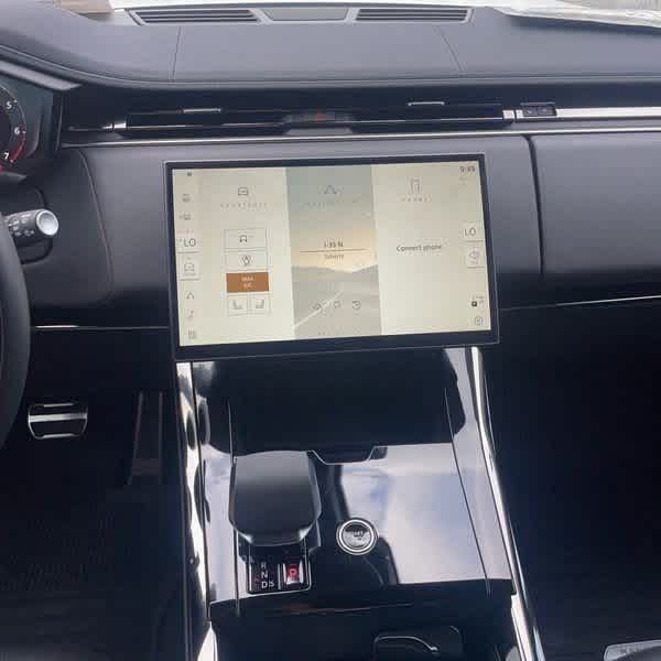 Thumbnail: 2025 Land Rover Range Rover Sport - 16