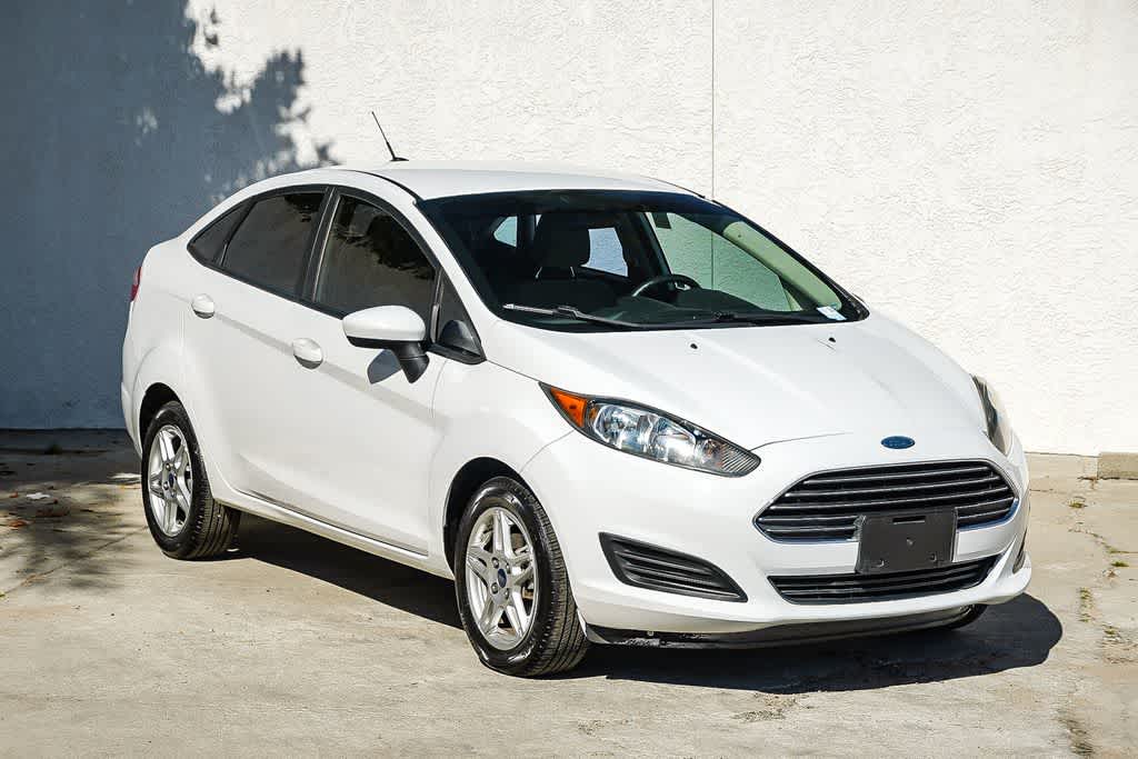 Thumbnail: 2017 Ford Fiesta - 3