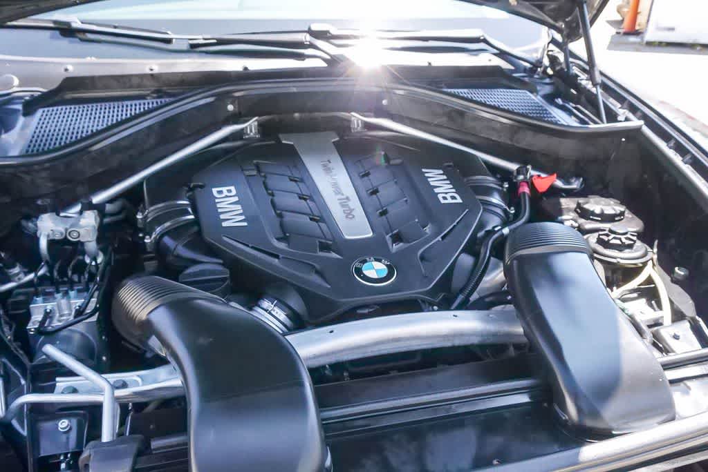 Thumbnail: 2012 BMW X5 - 24