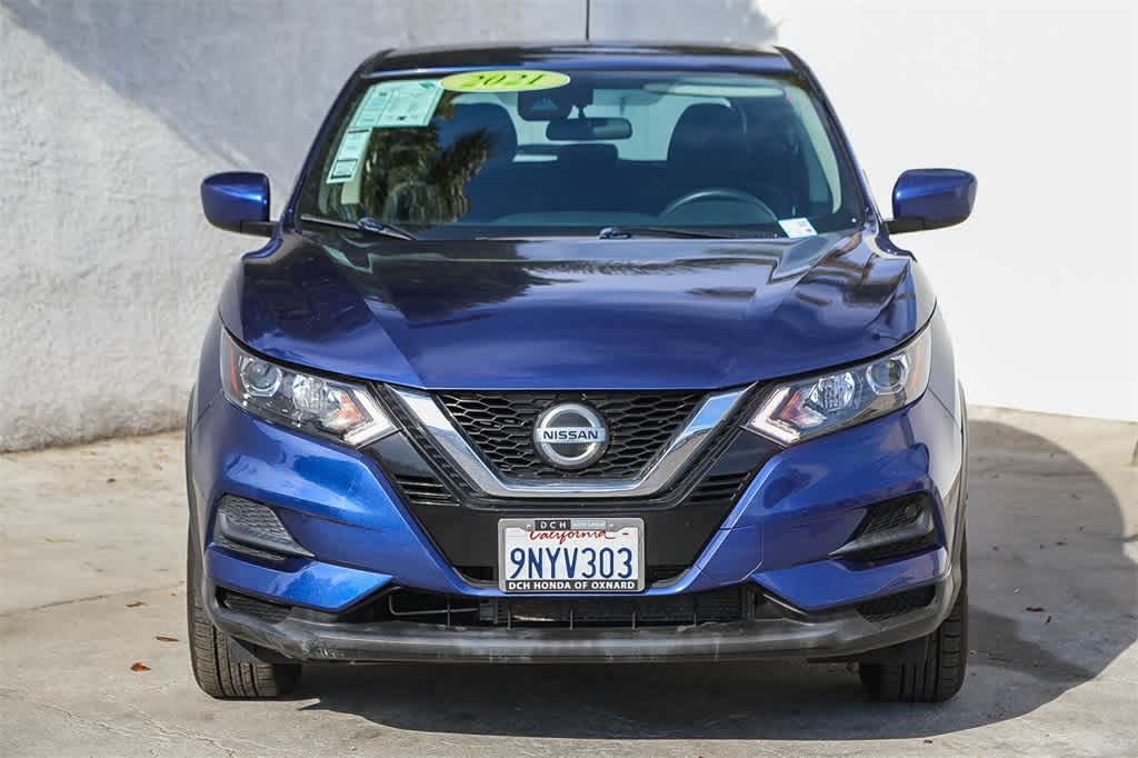Thumbnail: 2021 Nissan Rogue Sport - 2