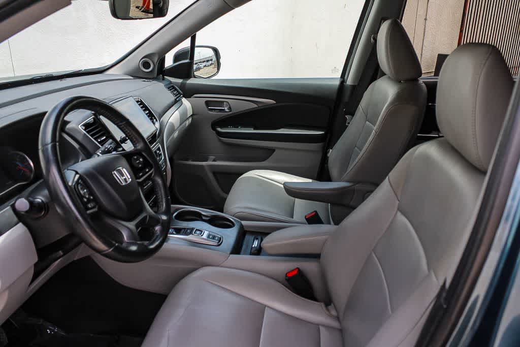 Thumbnail: 2021 Honda Pilot - 16