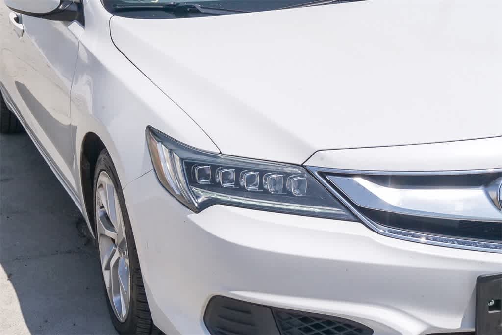 Thumbnail: 2017 Acura ILX - 4