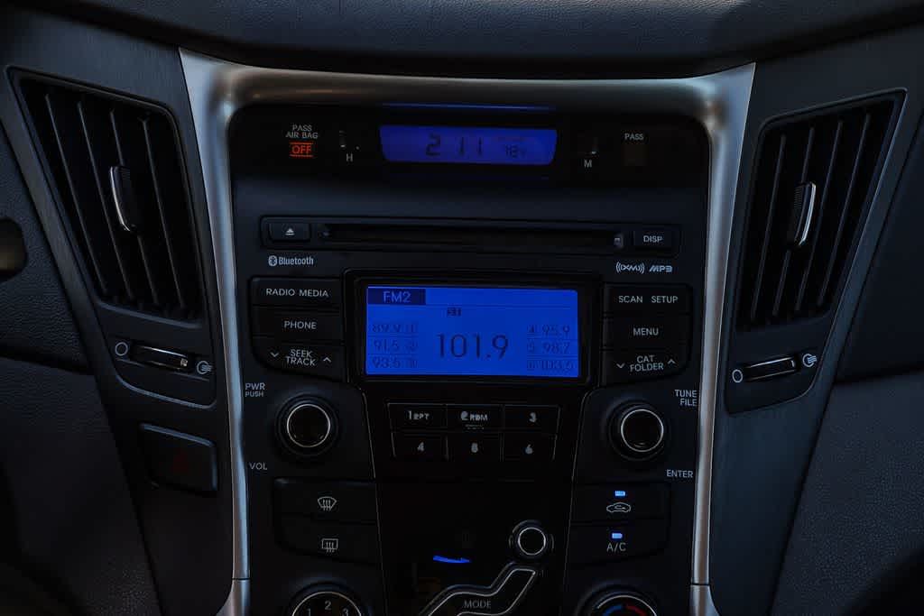 Thumbnail: 2013 Hyundai Sonata - 14