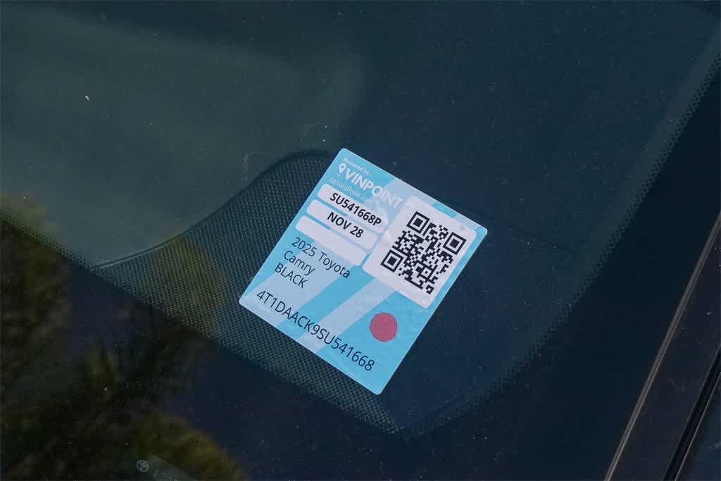 Thumbnail: 2025 Toyota Camry - 21