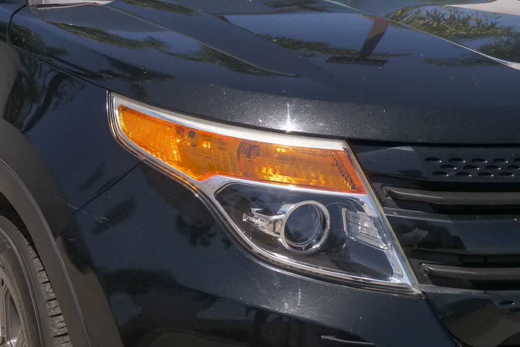 Thumbnail: 2013 Ford Explorer - 3