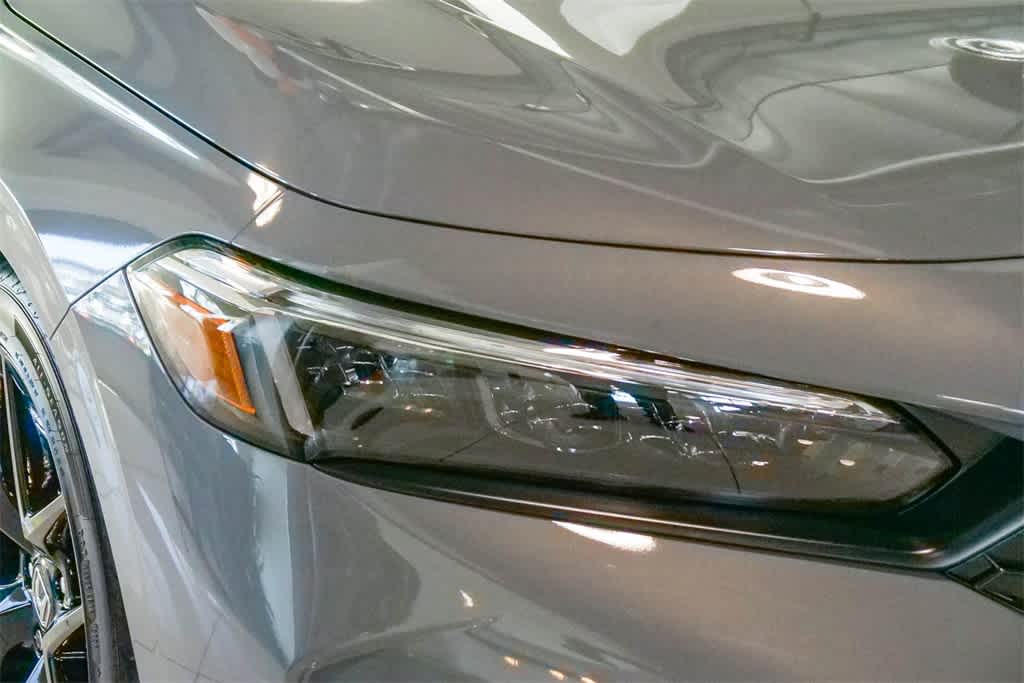 2026 Honda Civic Sport photo 3