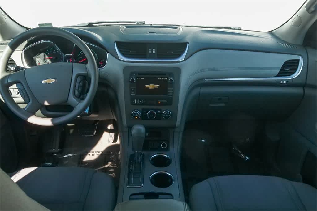 Thumbnail: 2017 Chevrolet Traverse - 11