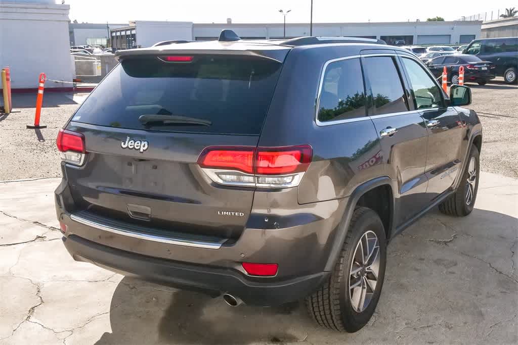 Thumbnail: 2020 Jeep Grand Cherokee - 9