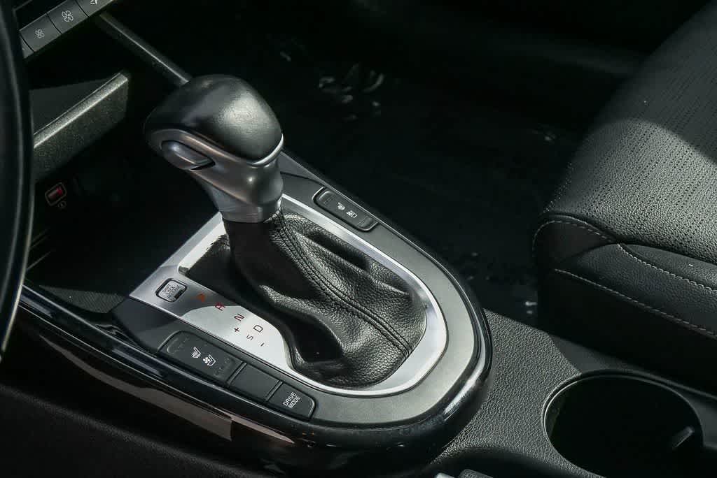 Thumbnail: 2020 Kia Forte - 18