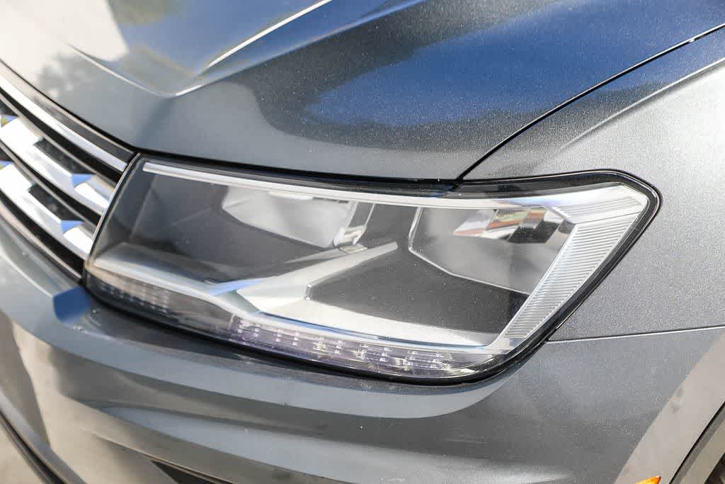 Thumbnail: 2018 Volkswagen Tiguan - 7