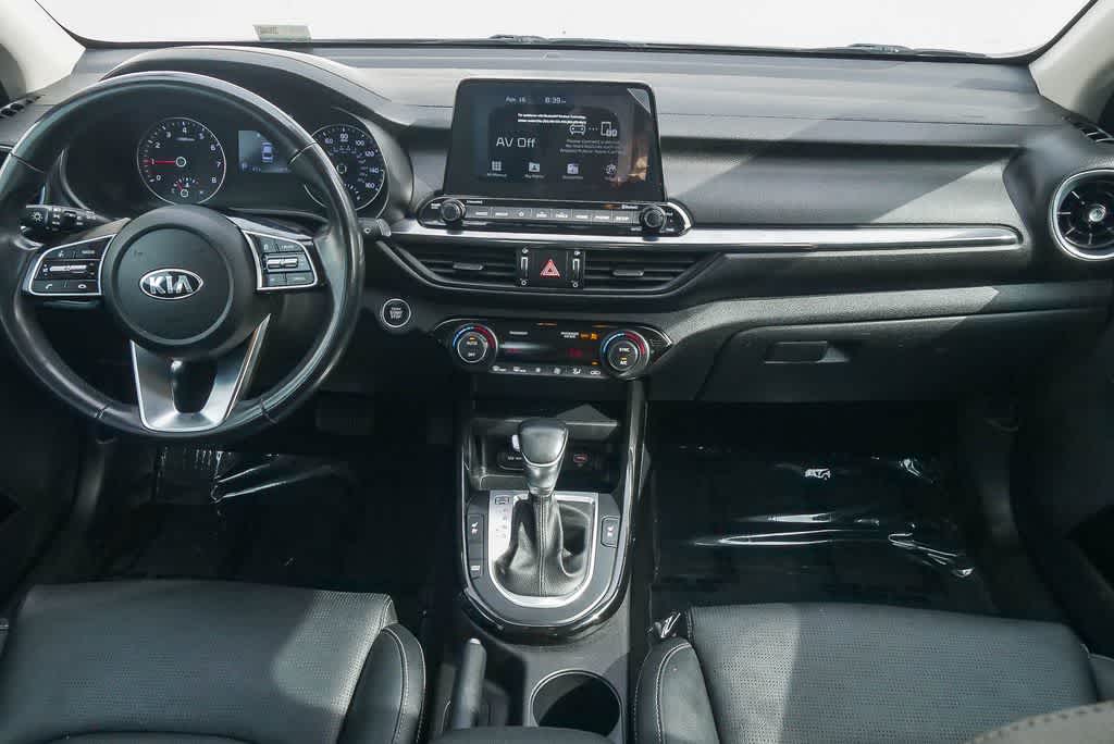 Thumbnail: 2020 Kia Forte - 11