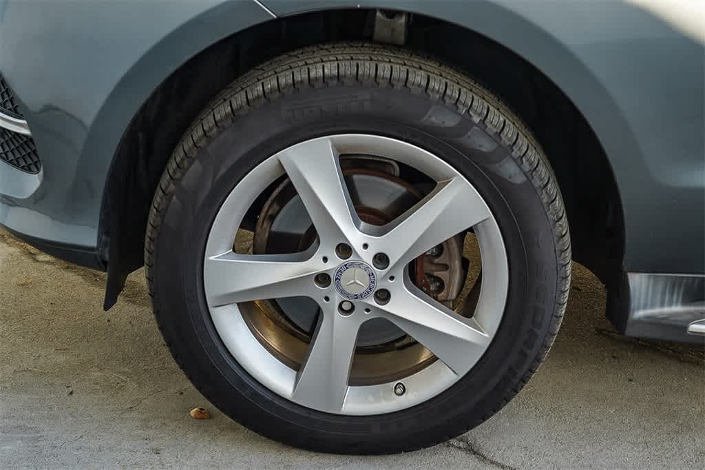 Thumbnail: 2017 Mercedes-Benz GLE - 10