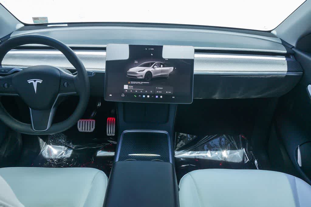 Thumbnail: 2022 Tesla Model Y - 11