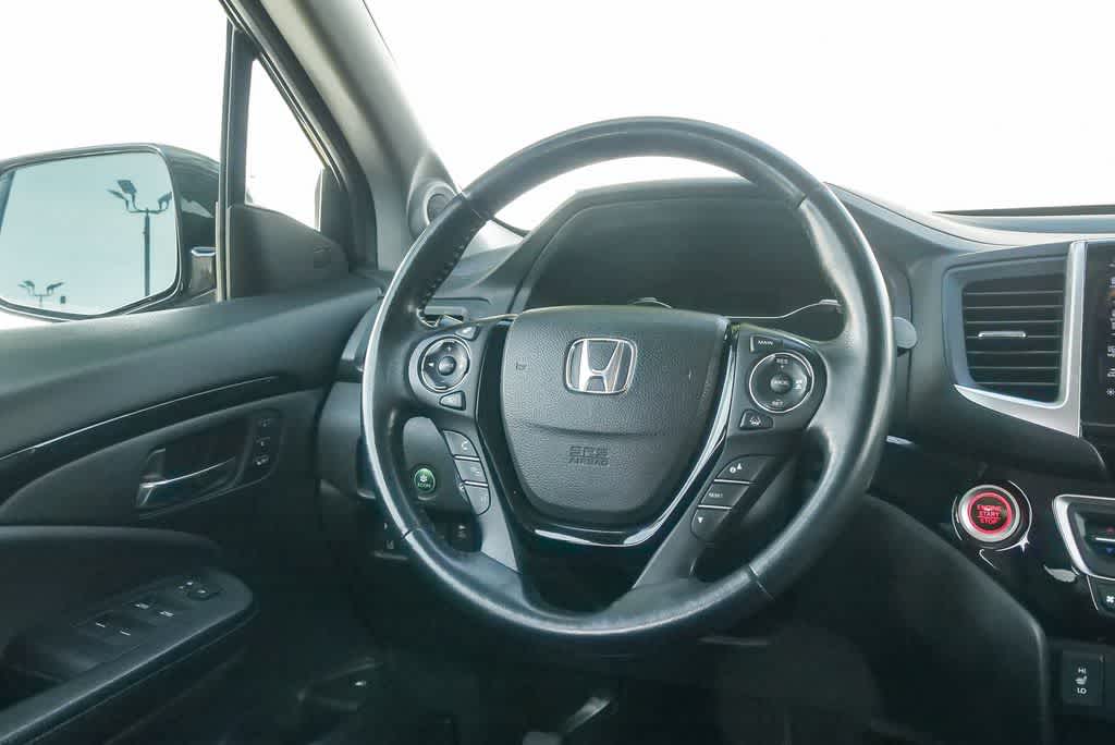 Thumbnail: 2018 Honda Ridgeline - 14