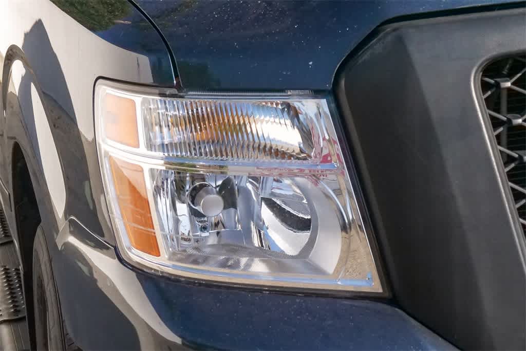 Thumbnail: 2017 Nissan NV - 4