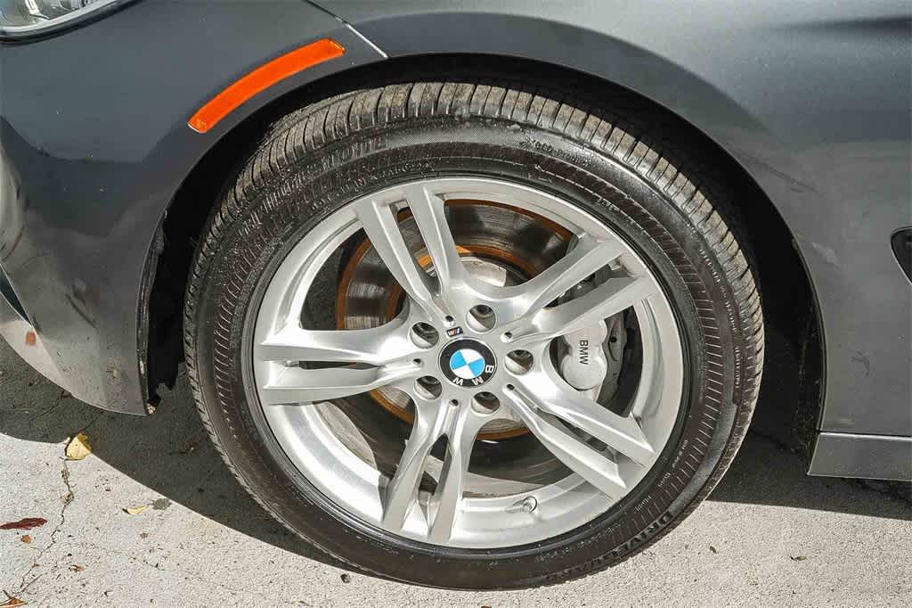 Thumbnail: 2016 BMW 3 Series - 10