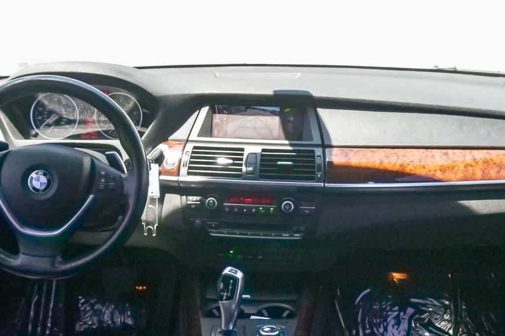 Thumbnail: 2012 BMW X5 - 11