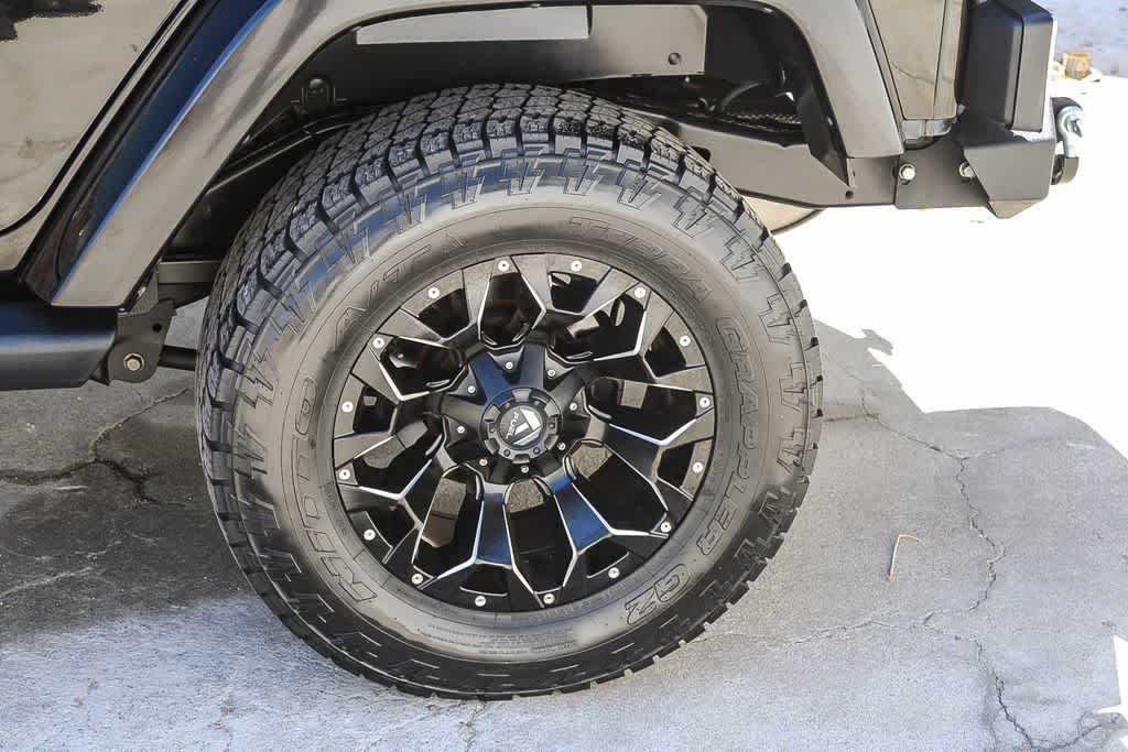 Thumbnail: 2014 Jeep Wrangler - 6