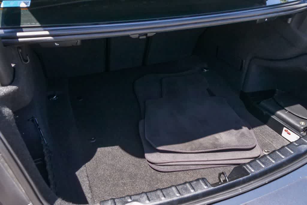 Thumbnail: 2013 BMW 3 Series - 24