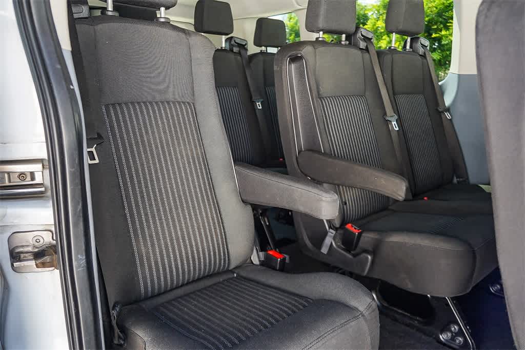 Thumbnail: 2018 Ford Transit Series - 18