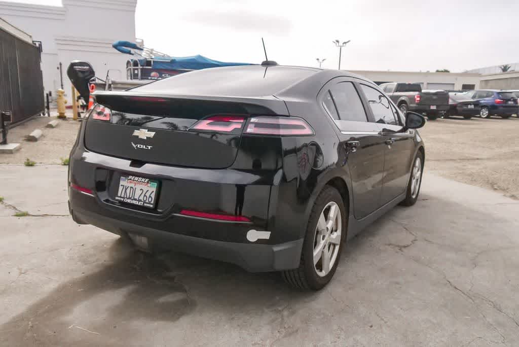 Thumbnail: 2015 Chevrolet Volt - 10