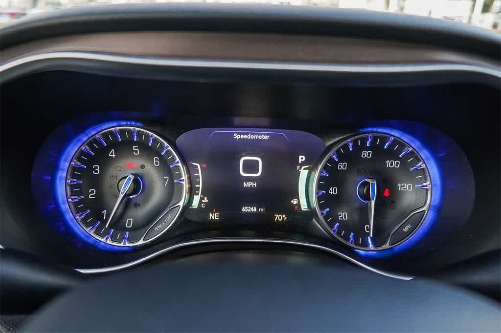 Thumbnail: 2019 Chrysler Pacifica - 25