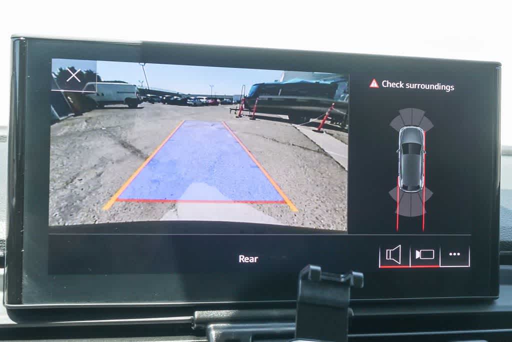 Thumbnail: 2021 Audi Q5 - 22