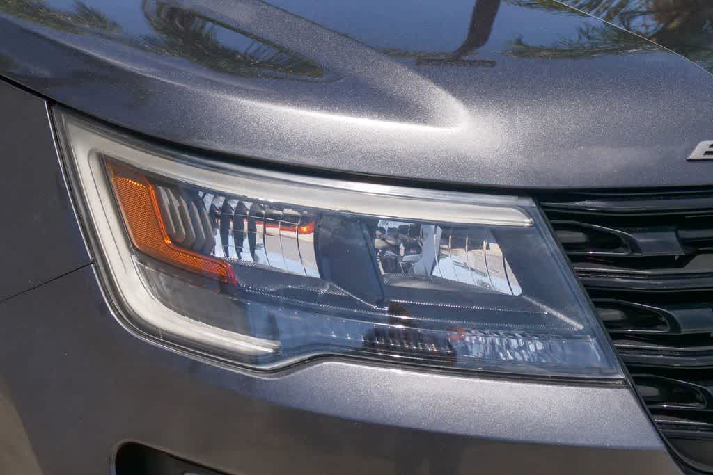 Thumbnail: 2016 Ford Explorer - 3
