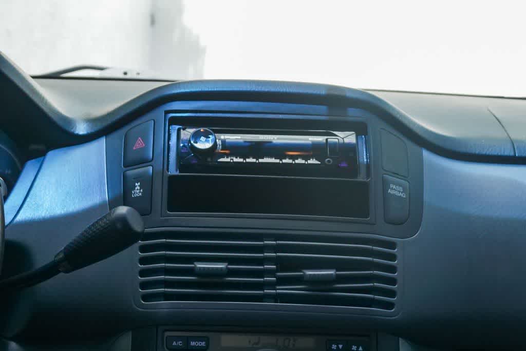 Thumbnail: 2005 Honda Pilot - 13